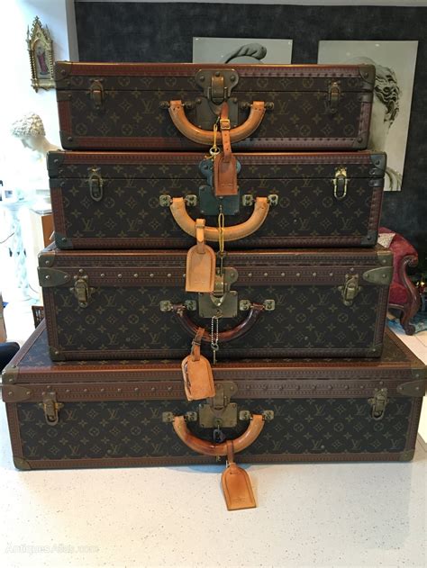 replica louis vuitton hard suitcase
